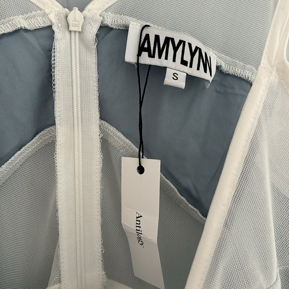 Amylynn white Caroline pocket front mesh midi dress size s - Picture 6 of 6
